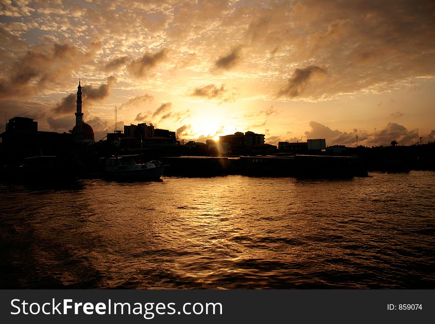 Sunrise in Male' (Maldives). Sunrise in Male' (Maldives)