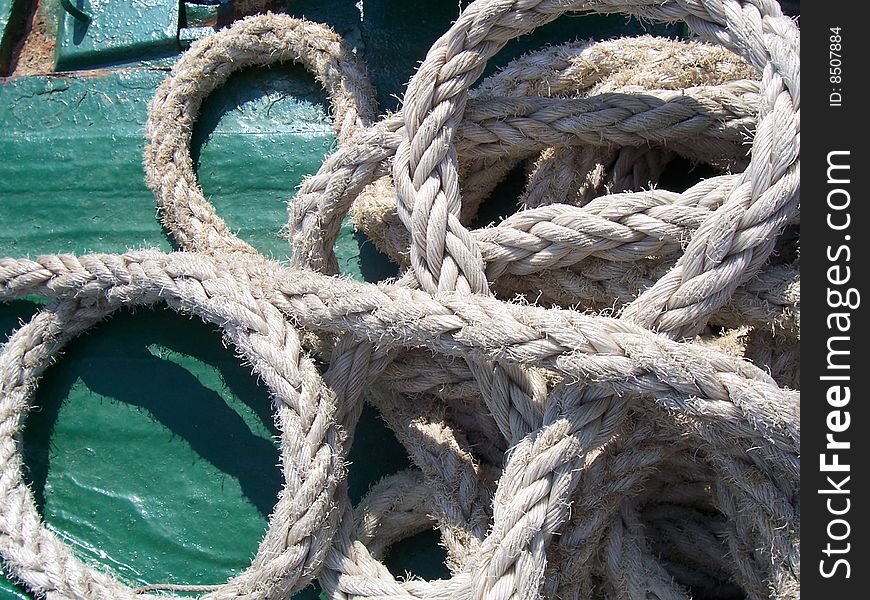 Marine rope exposure on board a ship