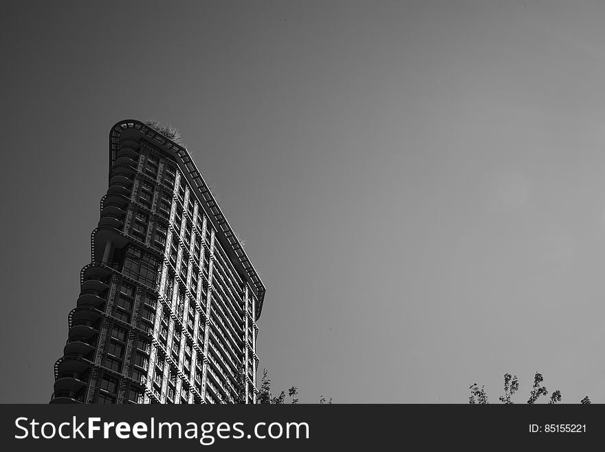 Building, Skyscraper, Sky, Cloud, Grey, Black-and-white