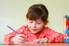 Girl Drawing Royalty Free Stock Photos Girl Drawing Royalty Free Stock Photos