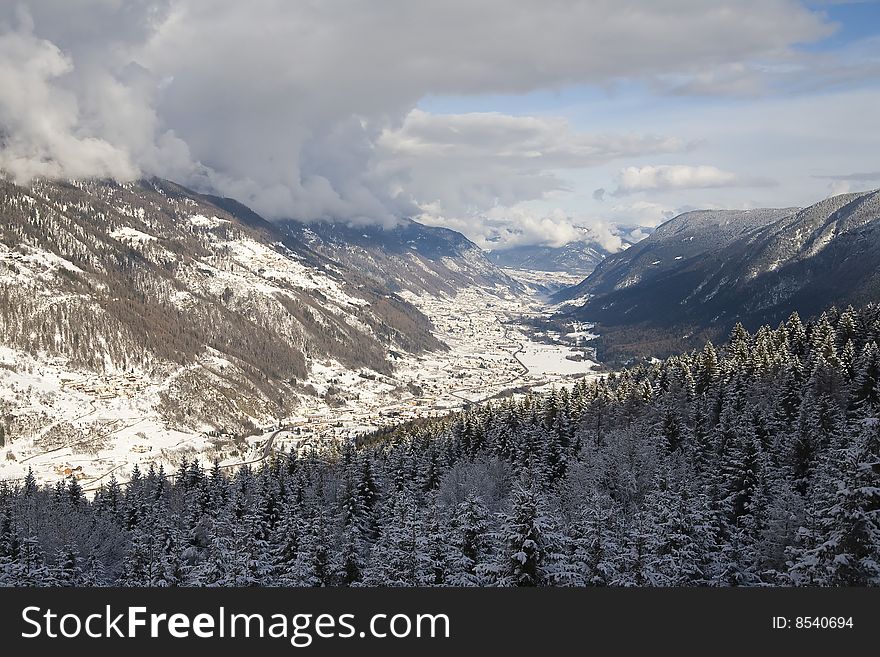 Winter landscape - photo taken in italian dolomites