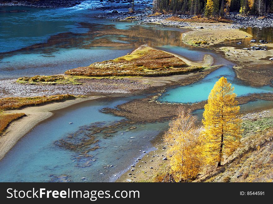 China/Xinjiang: lying dragon bay in kanas