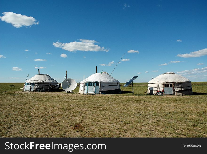 House which Chinese the Mongols inhabits --Yurt