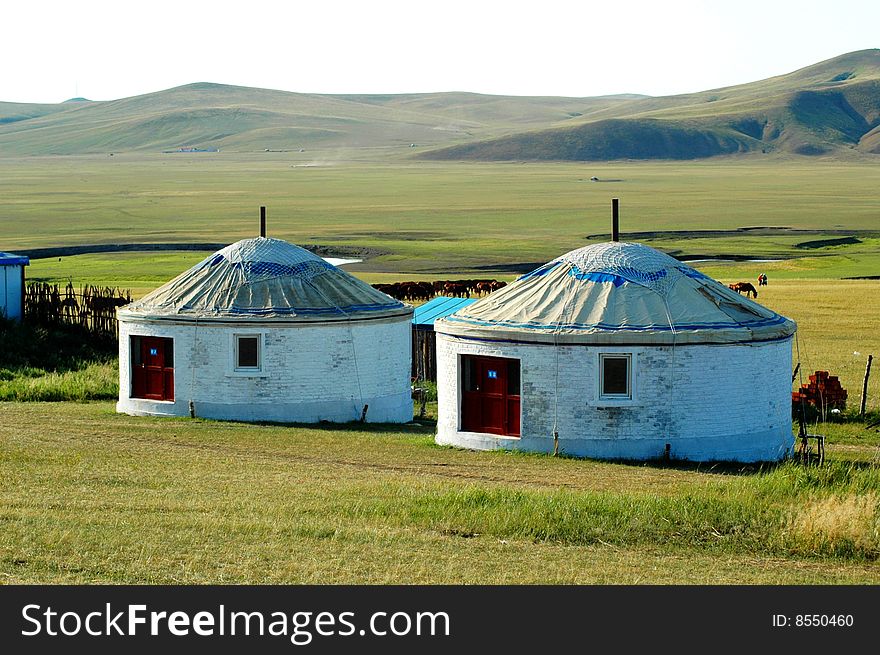 House which Chinese the Mongols inhabits --Yurt