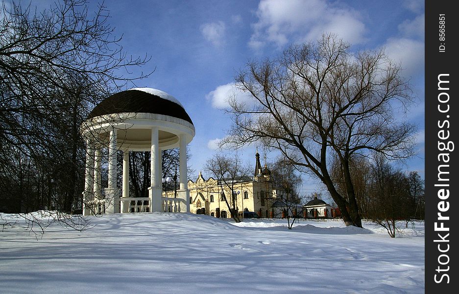 Summerhouse in Winter