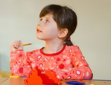 Girl Drawing Royalty Free Stock Images Girl Drawing Royalty Free Stock Images