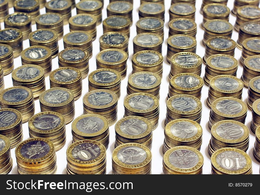 Ten-rouble coins arranged in a rows
