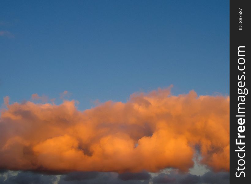 Cloud pattern just before sunset. Cloud pattern just before sunset