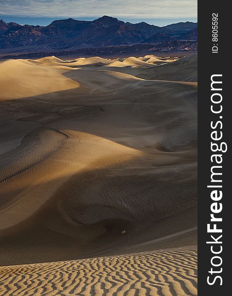 Image from Mesquite Sand Dunes in Death Valley. Image from Mesquite Sand Dunes in Death Valley