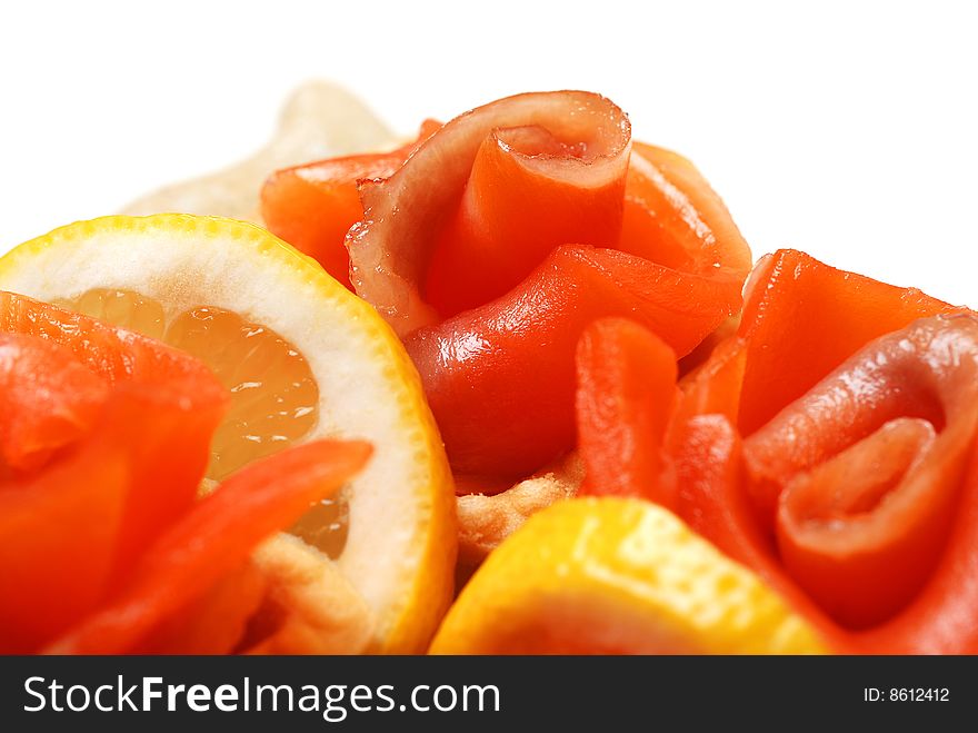 Red fish and slices of lemon