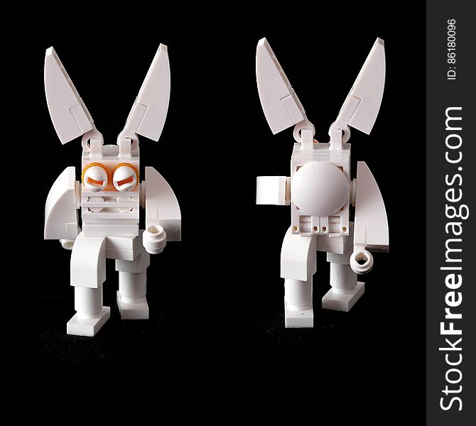 Smasher, the uncute Lego rabbit. Smasher, the uncute Lego rabbit.