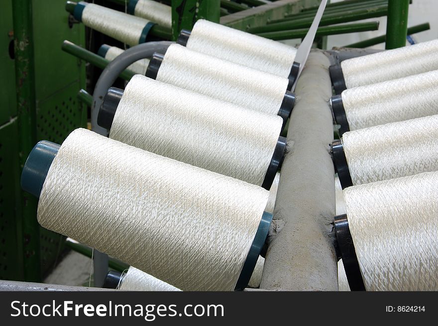 Bobbins weaver's manufacture. Of these strings make a cloth