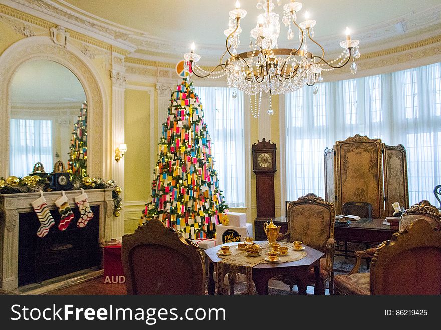 Christmas tree, Table, Property, Decoration, Building, Window