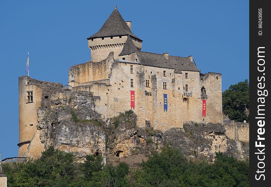 Canoeing On The Dordogne-france2015-em10-70-300mm-20150720-P7200117