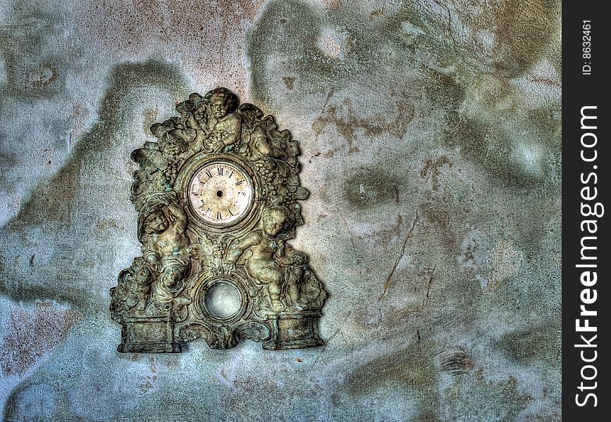 Old clock without pointers  represents the infinity of time. HDR technique.