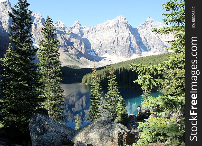 Moraine lake, Alberta