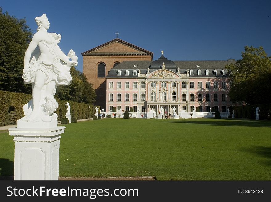 Palace and grounds with sculpture from France. Palace and grounds with sculpture from France