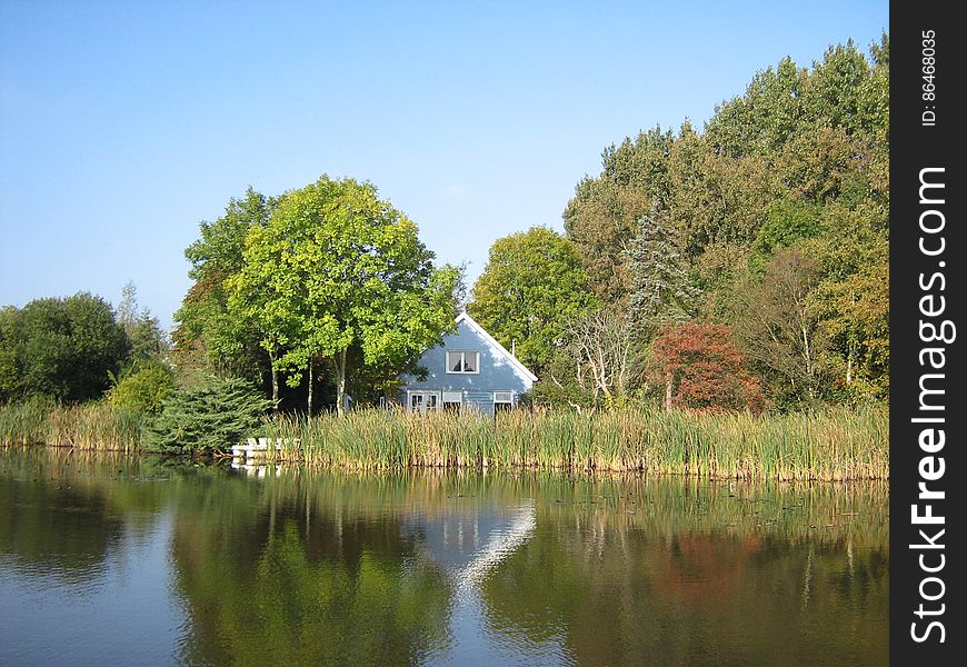 Blue house just south of Ouderkerk aan de Amstel, the Netherlands. Photograph taken on October 6 2007. Blue house just south of Ouderkerk aan de Amstel, the Netherlands. Photograph taken on October 6 2007.