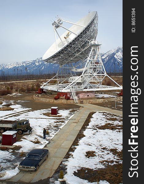 Radio telescope