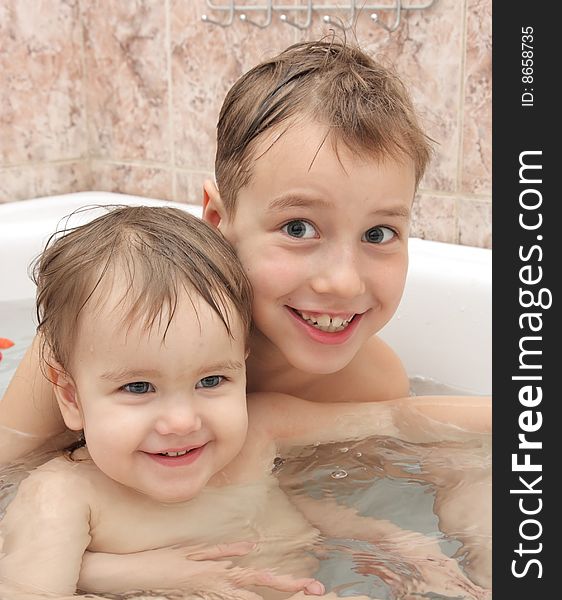 Children Bathe In Bathing