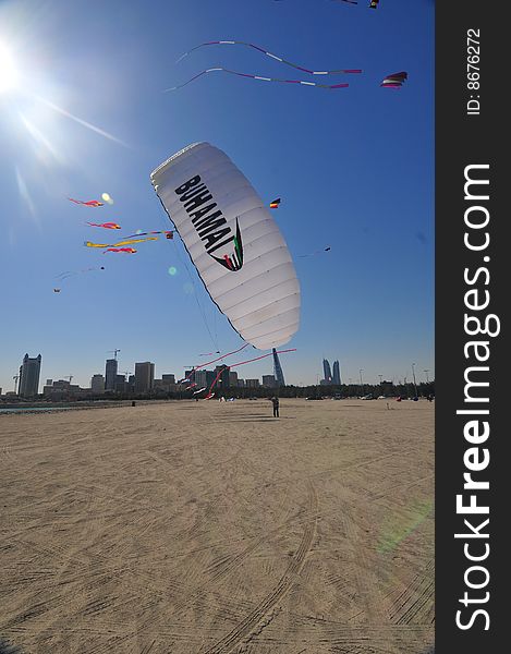 Buhamad Kites Team playing kites in Kuwait beach in winter 2009