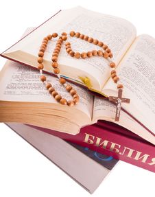 Open Bible And Rosary Royalty Free Stock Image