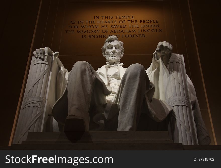 Abraham Lincolcn Statue