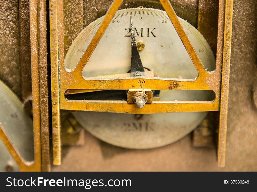 A Tide Formula Component Crank On Tide Predicting Machine No. 2