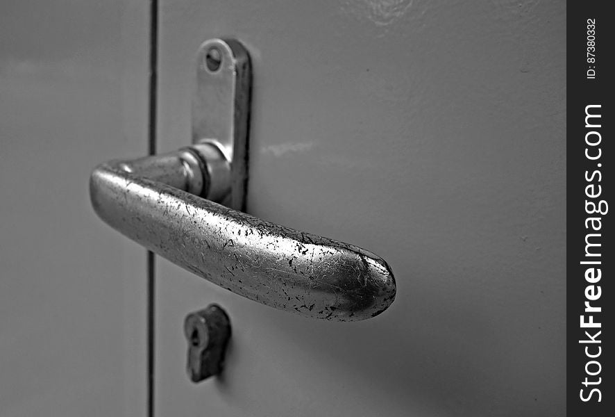 PUBLIC DOMAIN DEDICATION - digionbew 9. 18-06-16 Door knob LOW RES DSC00860