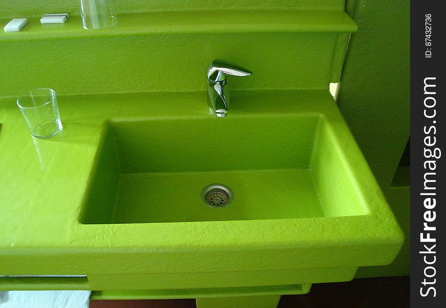 Tap, Plumbing fixture, Sink, Bathroom sink, Green, Fluid
