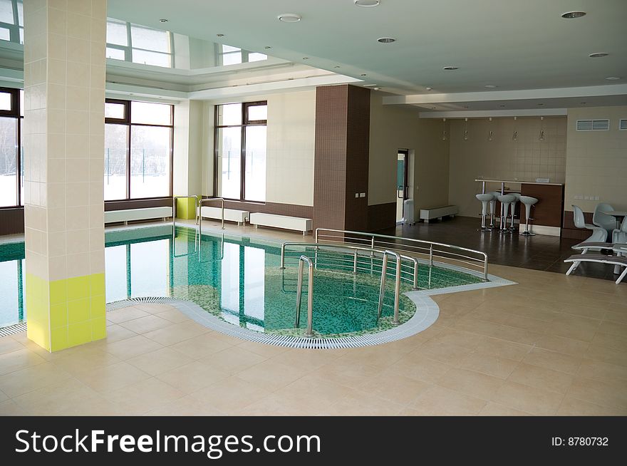 Empty swimming pool in hotel