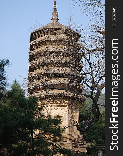 Buddhist tower is the tomb of the buddhist