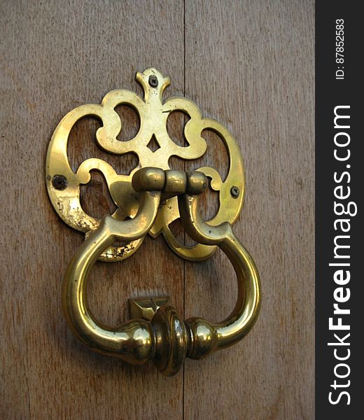 brass-door-knocker
