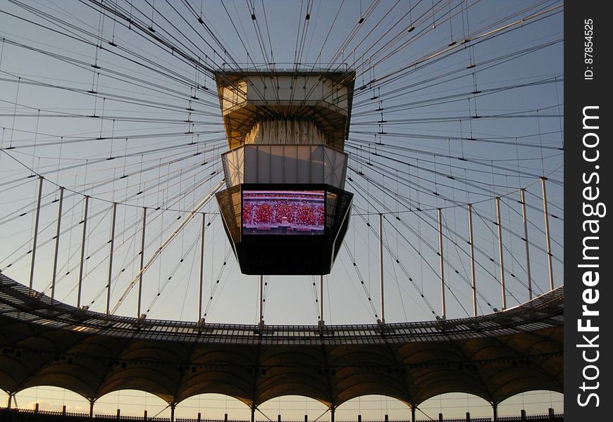 football-stadium-video-screens-and-retractable-roof