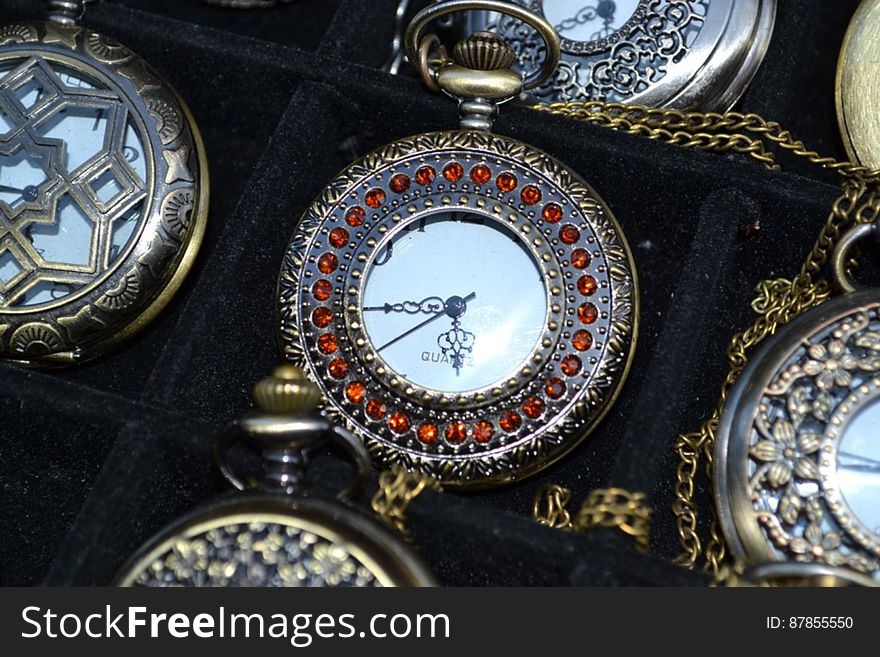 inlaid-red-stone-pocket-watch