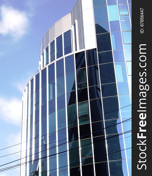 Modern-office-building-mirror-facade