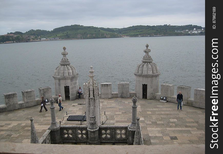 bastion-terrace-facing-tagus-river