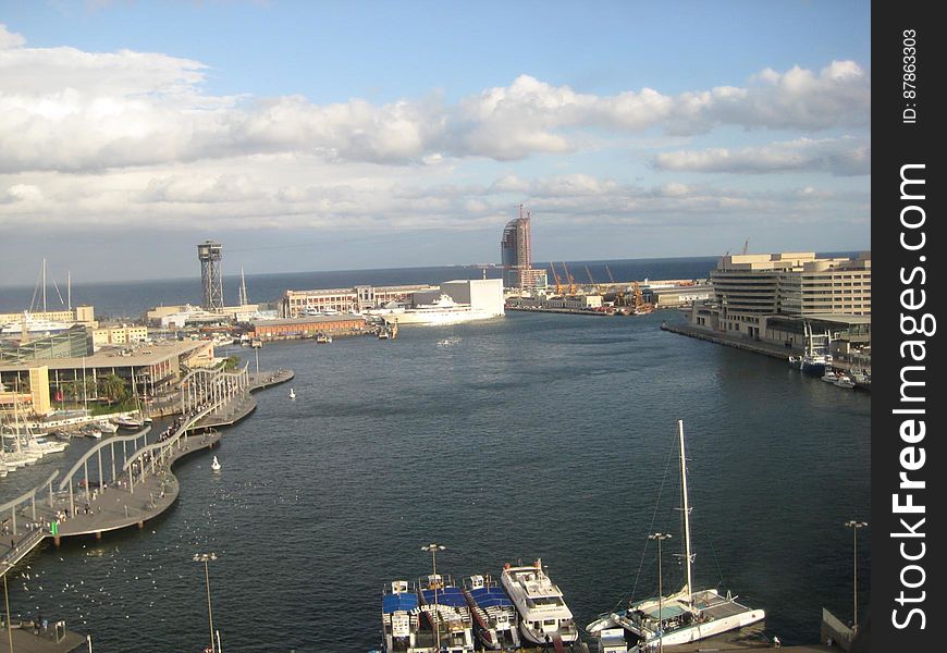 Harbour-and-sea-parade-seen-from-above