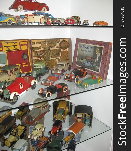 old-car-toys