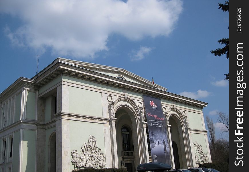 Romanian-opera