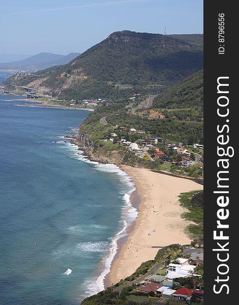 Looking south over Stanwell Park to the Sea Bridge. Looking south over Stanwell Park to the Sea Bridge
