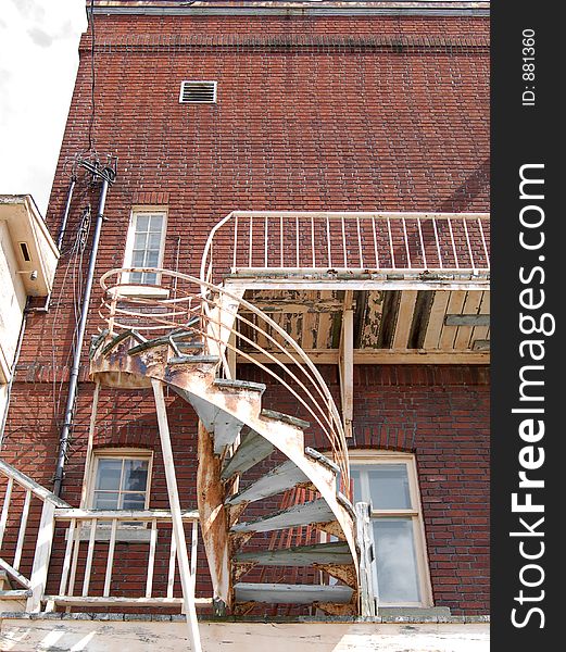 This is the back view of an old apartment building. Camera: Nikon D50. This is the back view of an old apartment building. Camera: Nikon D50.