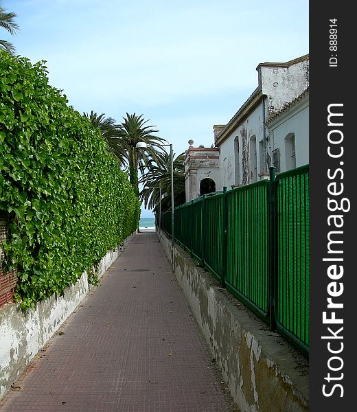 Passage to the beach. Passage to the beach