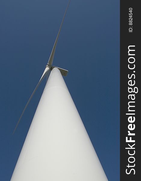 Single wind turbine