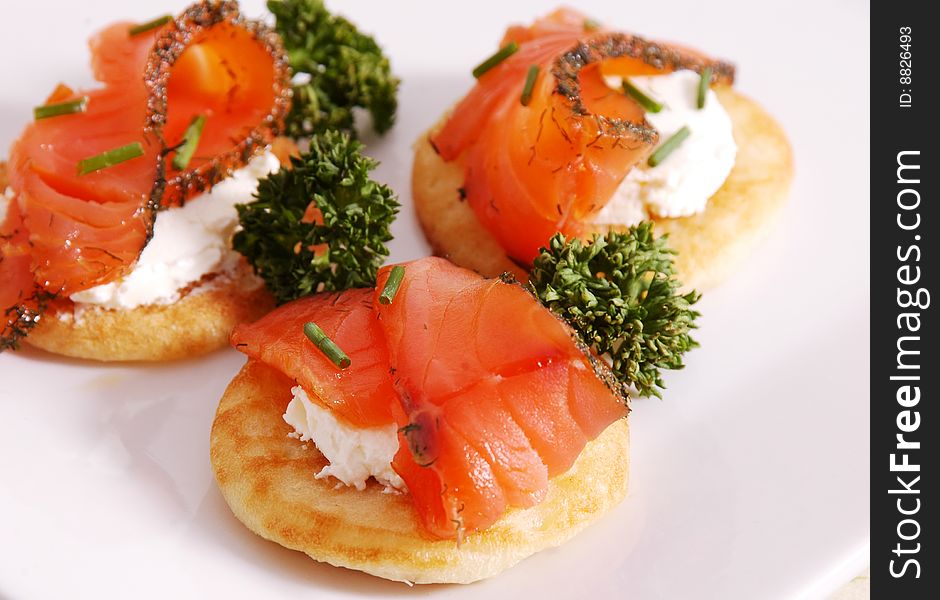 Marinated smoked salmon appetizers with chease