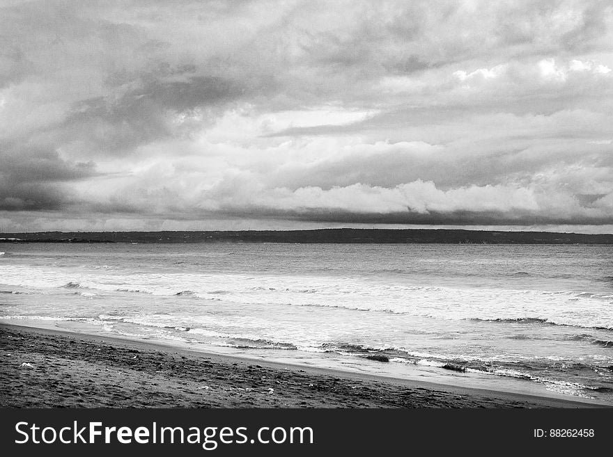 Ocean Shoreline In Black And White