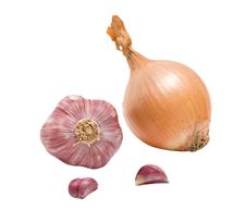 Onion, Garlic Bulb And Cloves Royalty Free Stock Photos