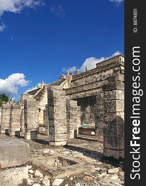 Temple of warriors, Chichen-Itza maya culture