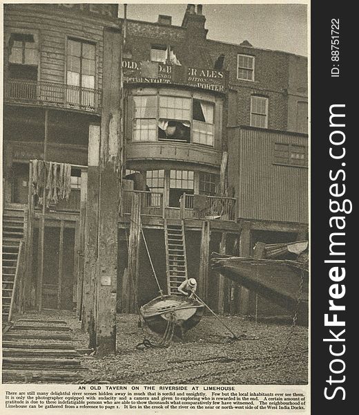 London, 1920s Photogravure by Donald Macleish from Wonderful London by St John Adcock, 1927. There are still many delightful river scenes hidden away in much that is sordid and unsightly. Few but the local inhabitants ever see them. It is only the photographer equipped with audacity and a camera and given to exploring who is rewarded in the end. More at www.wonderfullondon.tumblr.com/