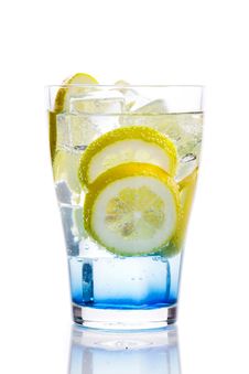 Fresh Drink With Lemon Royalty Free Stock Photography Fresh Drink With Lemon Royalty Free Stock Photography